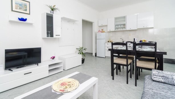Uklassifisert bilde, 1 av 46, knapp