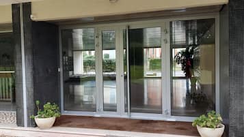 DĂ©tail de lâextĂ©rieur