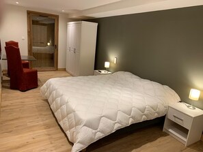 7 habitaciones y wifi 
