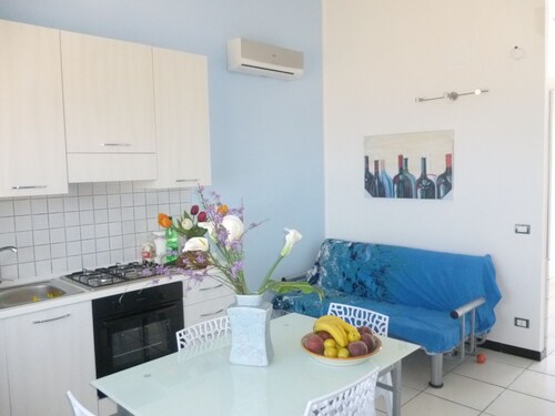 Appartement Bleu 3, vue sur la mer à 200 m de la plage 20% de réduction Juillet SEPT