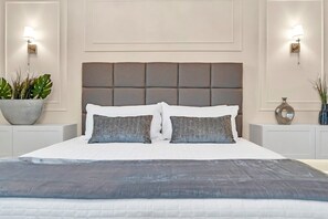 5 bedrooms, iron/ironing board, free WiFi, bed sheets