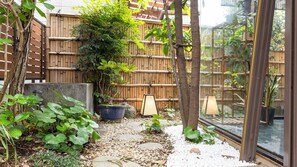 Property grounds - Kagetsu Ryokan (Shizuoka)