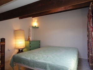 Room - Charming Studio with Mezzanine, Terrace, Pool & Tennis, 800m from Beach (Fleury-Saint-Pierre-la-Mer)