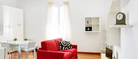 Apartment, 1 Bedroom | Living area