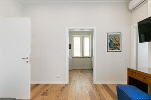 Apartment, 1 Bedroom | Living area