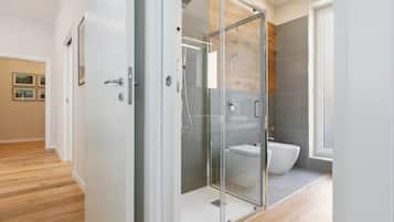 Apartment, 1 Bedroom | Bathroom | Shower, rainfall showerhead, hair dryer, bidet