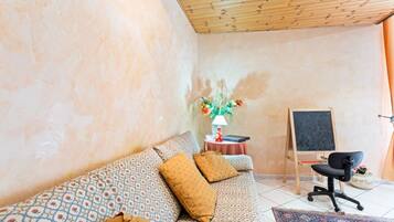 Căn hộ, 1 phòng ngủ | Khu phòng khách