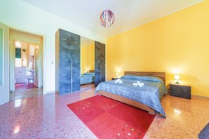 Apartment, 2 Bedrooms | Free WiFi - Teatro Greco Cosy Apartment (Syracuse)
