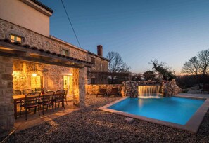 Pool - Villa with pool and air conditioning (Garica)