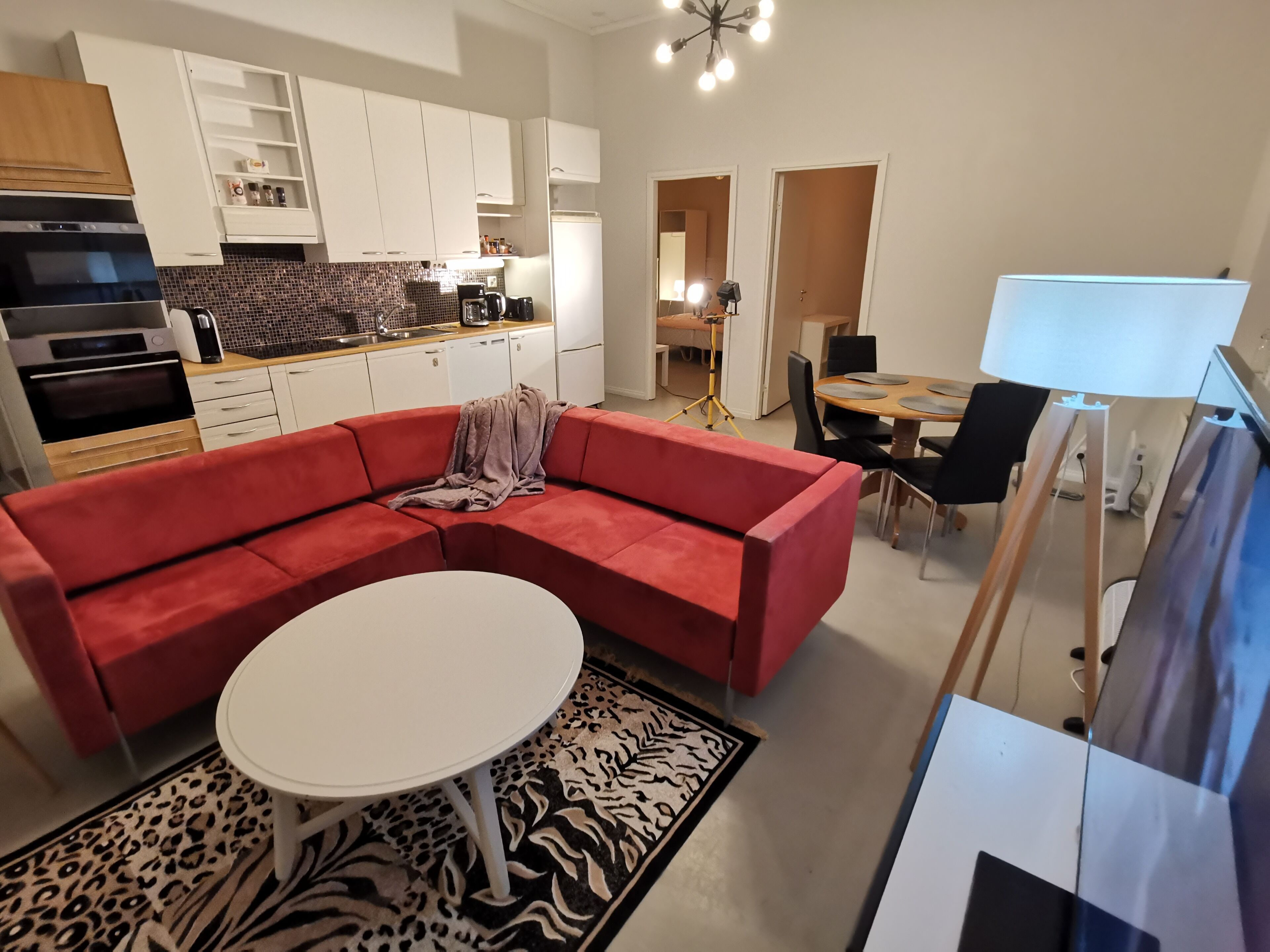 Apartament | Sala d'estar | Televisor de 30 polzades amb canals digitals 
