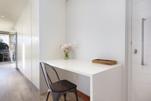 Apartment (1 Bedroom) | 1 bedroom, free WiFi - NINEONS 2A (Cape Town)