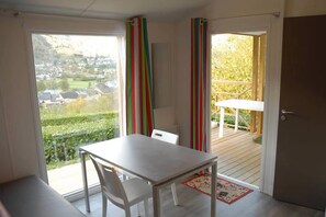 Zona de menjador de l'habitació