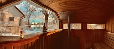 Villa | Spa. Romantic Spa Villa With Fireplace by the Lake