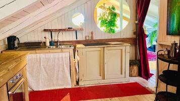 Villa | Private kitchen | Fridge, microwave, oven, stovetop