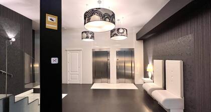 Housing León- Colón Center