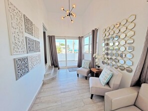 Interior - Ocean Park Suites U00 • 8BR Villa • Pool • Beach - San Juan (San Juan)