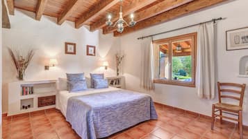 3 chambres, fer et planche Ă  repasser, Wi-Fi gratuit, draps fournis