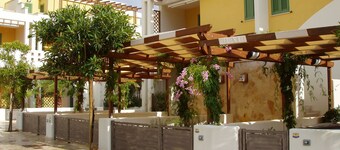 Ammiraglia Residence just 200 meters from the beaches - Villa A