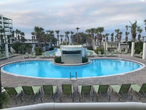 A heated pool - Destin West/Gulfside/Completely Renovated 2020 (Fort Walton Beach)