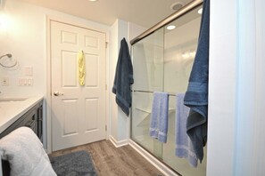 Shower, towels