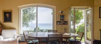 ALTIDO Superb Villa w/View and Garden in Arenzano, 10 sleeps