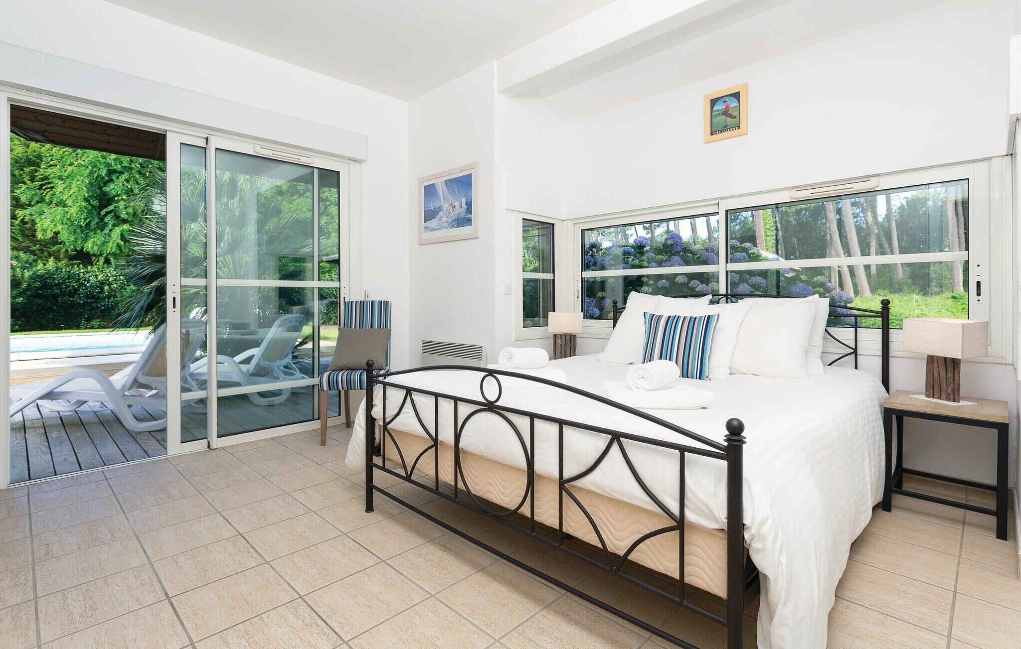 4 bedrooms, free WiFi