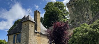 Maison périgourdine de charme au pied du château de Montfort