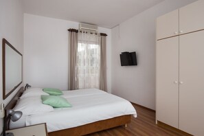 Wi-Fi gratuit, draps fournis