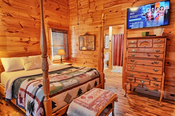 4 bedrooms, iron/ironing board, free WiFi, bed sheets