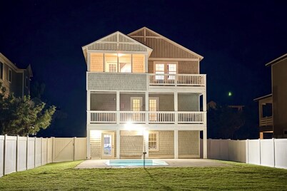 N3325-Oceanside, Nags Head, Saturday Check In, Private Pool!