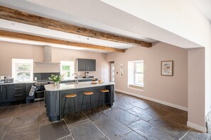 Fridge, microwave, oven, stovetop - Meadow Barn - Luxury Cottages (Sowerby Bridge)