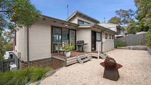 Terrace/patio - Vacation Mode - get away from the hustle and bustle (Lorne)