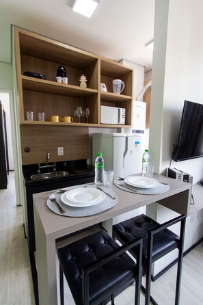 Standard Studio (DESATIVADO) | Private kitchen | Fridge, microwave, stovetop, espresso maker
