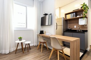 Deluxe Studio (379442) | Private kitchen | Fridge, microwave, stovetop, espresso maker - 360 Higienópolis (São Paulo)