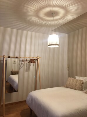 1 bedroom, iron/ironing board, free WiFi, bed sheets - LA COLLEGIALE "RESORT" (Colmar)