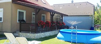 Vakantiehuis met zwembad, airconditioning en wifi