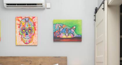 Cozy Downtown Escape | The Condon Carriage