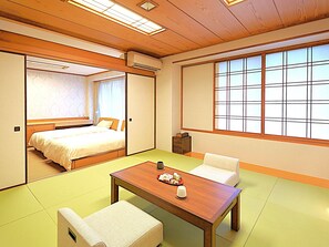 Traditional-Zimmer, Nichtraucher (Modern Western Suite Japanese-Western)