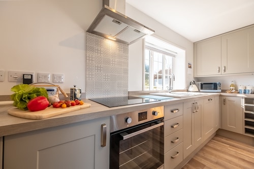 Twitchers Cottage, Titchwell, Norfolk