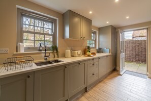 Fridge, microwave, oven, dishwasher - Foxhill House, South Creake, Norfolk (South Creake)