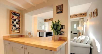 Pond Cottage, Docking, Norfolk