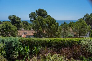 Property grounds - L-3 Fabulous house with sea views and pool (Calella de Palafrugell)