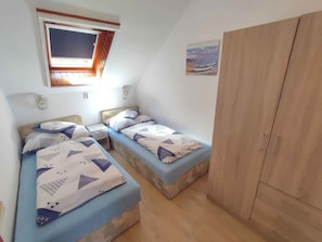 5 bedrooms, Internet