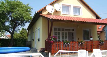 Maison de vacances avec piscine, internet et climatisation