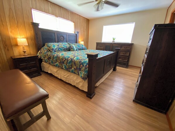 4 bedrooms, free WiFi, wheelchair access