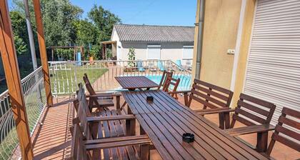 Holiday home with pool and internet