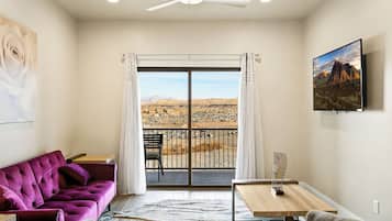 Smart TV, fireplace, foosball, table tennis