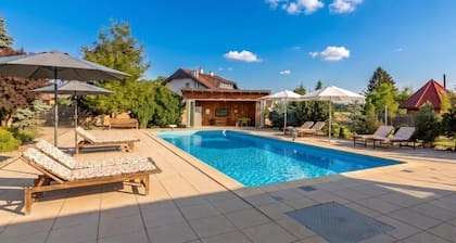Villa Prleski Raj - Pool, Sauna, Jacuzzi