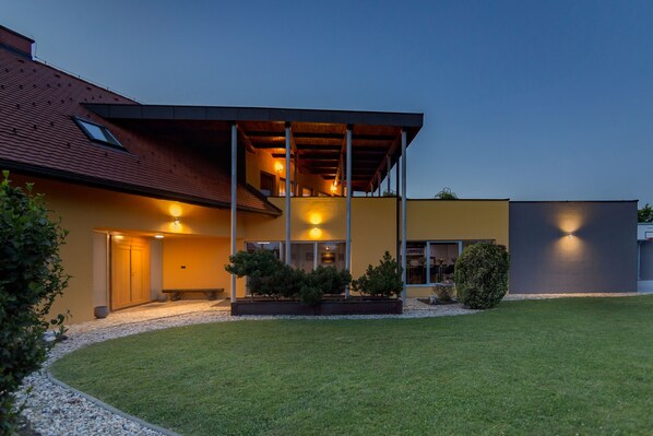 Exterior - Pool Villa Izabela With Wellness (Križevci)