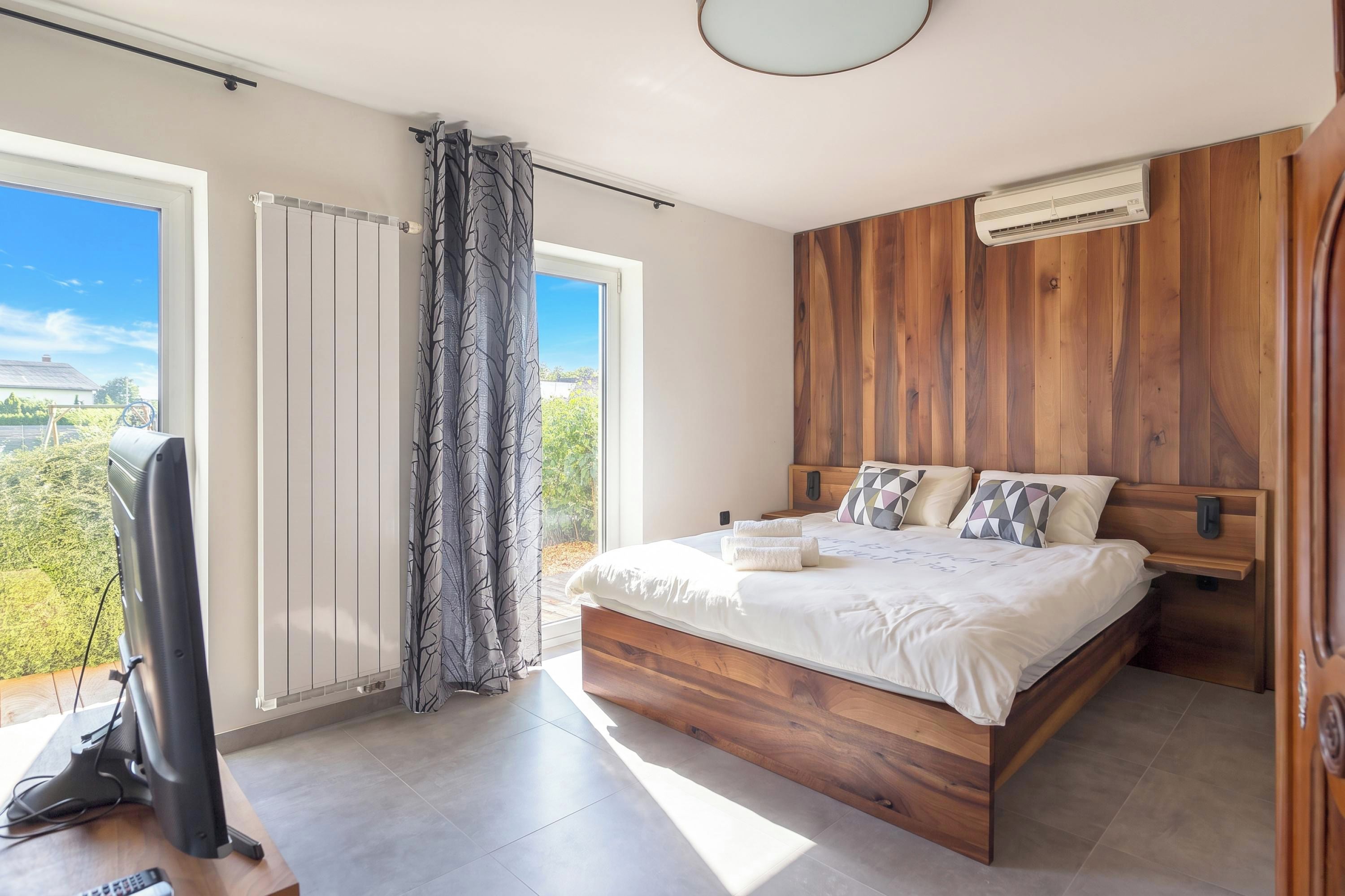 Villa familiar, varias habitaciones, 2 baños, junto a la montaña (Villa Prleški Raj - Pool, Sauna,) | 8 habitaciones y caja de seguridad en la habitación 